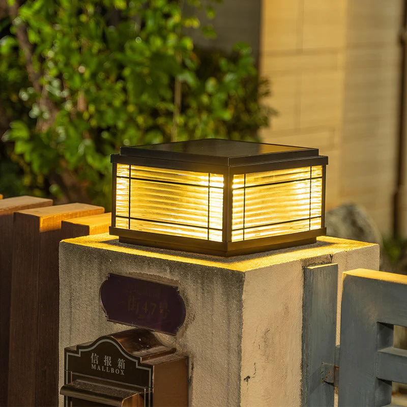 Solar Outdoor Post Light - LED Pathway Garden Lamp, Weatherproof - Image 3